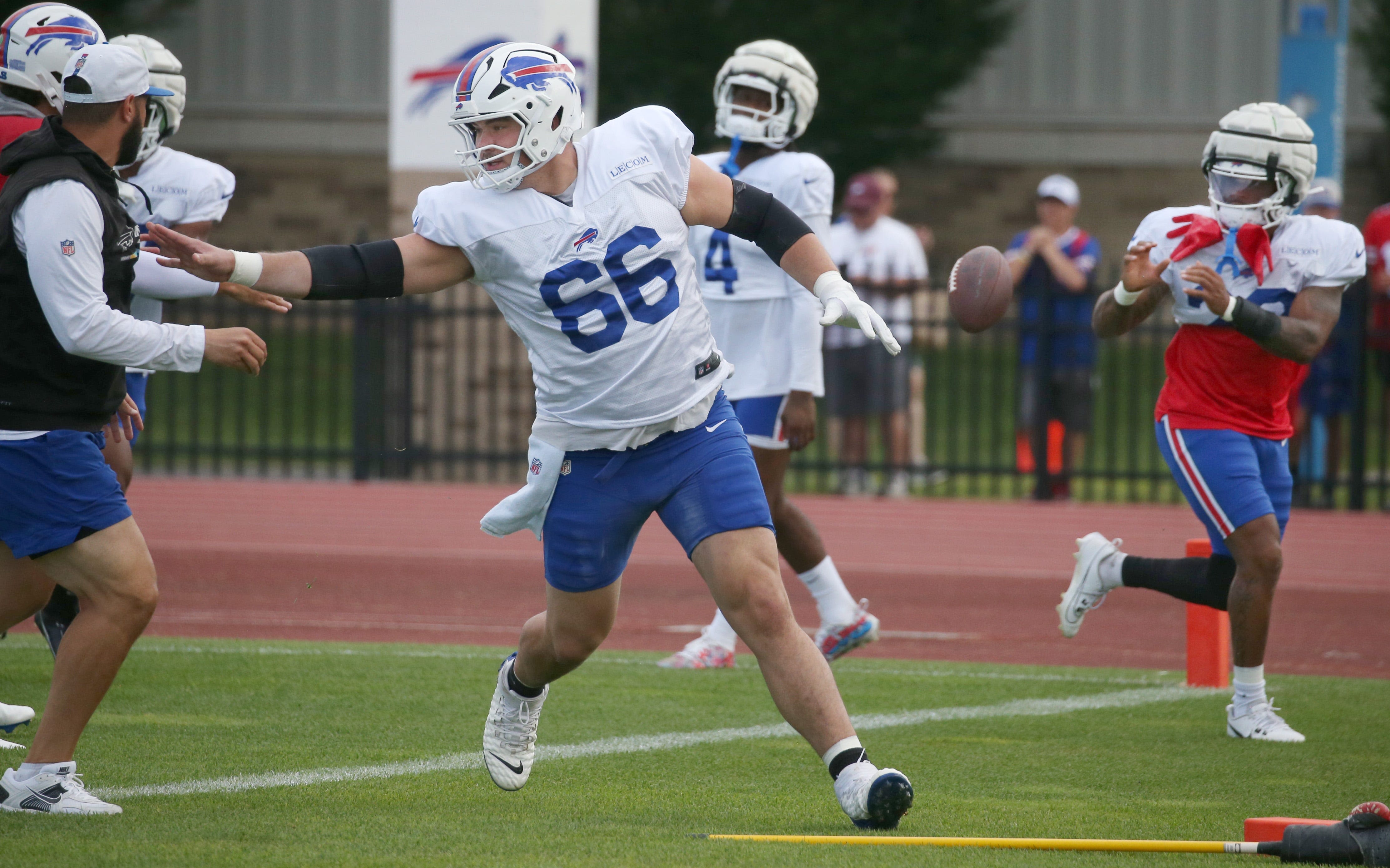 Sights and sounds from Bills training camp: Day 6