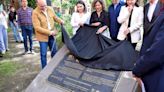 Develan placa de SLP como 'Ciudad del Aprendizaje" de la UNESCO