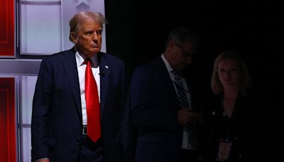 Trump arremete contra la ayuda a Ucrania y Biden le acusa de querer sacar a Estados Unidos de la OTAN