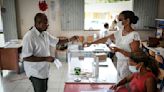 Élections législatives: les bureaux de vote ouvrent en Outre-mer