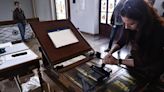 El invento de Gutenberg vuelve a la vida en una exposición de la Nau