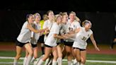 Williamsville girls soccer heads to state title game on Madison Rigdon's 40-yard free kick