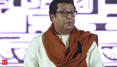 MNS chief Raj Thackeray meets Maharashtra Chief Minister Shinde