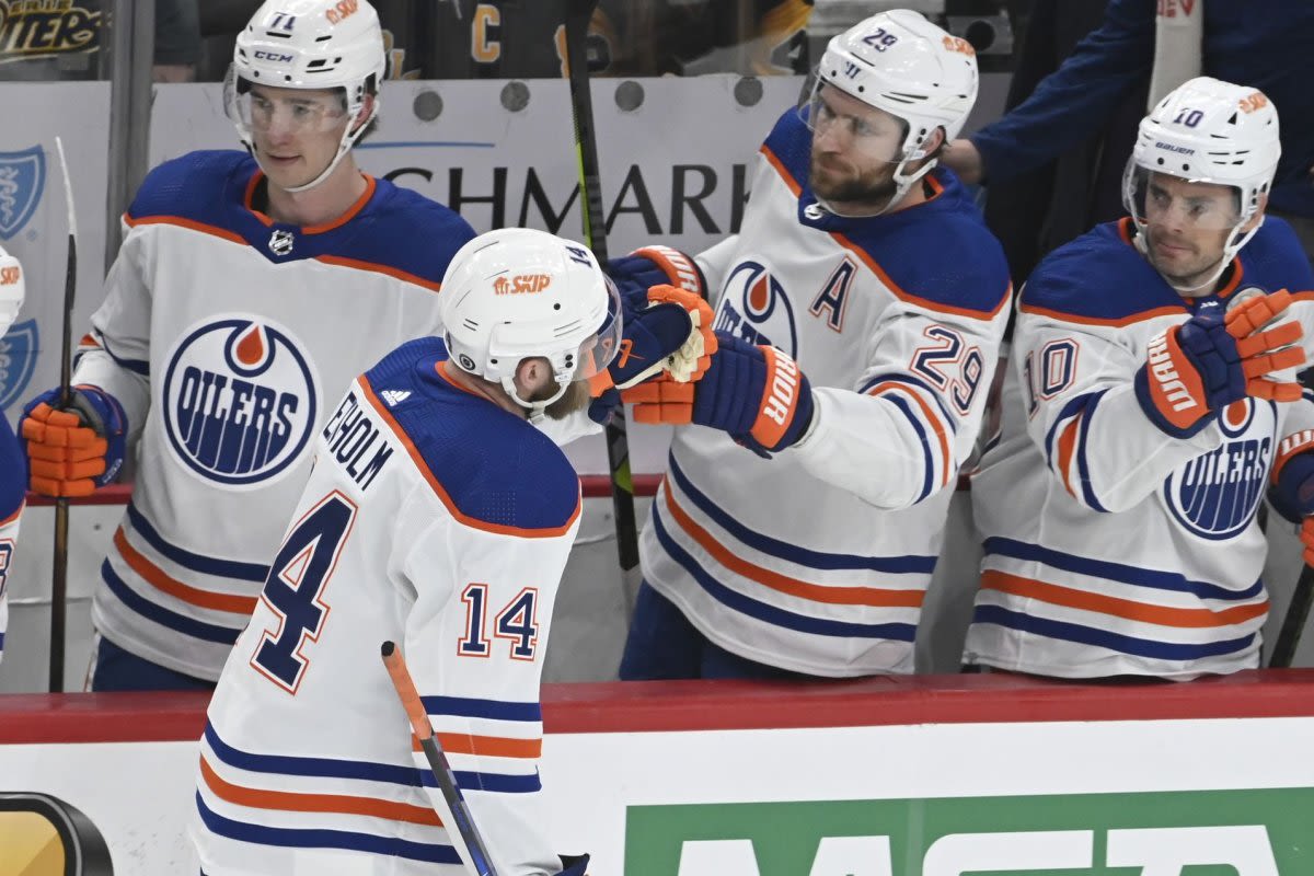 McDavid, Skinner lead Oilers to first Stanley Cup Final since 2006 - UPI.com