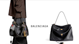 悄悄上架卻引起討論：Balenciaga 新款 Rodeo 手袋，隨性一揹就是慵懶時髦！