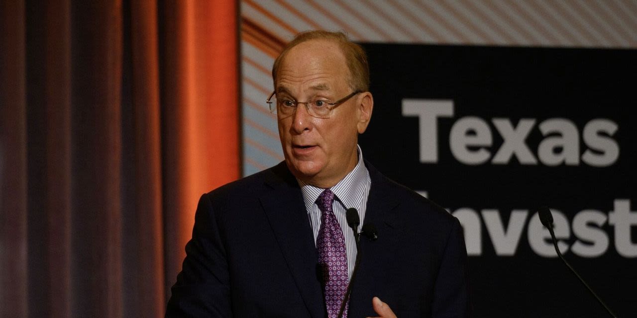 Proxy Advisers Recommend Voting Against BlackRock CEO Larry Fink's Pay Package