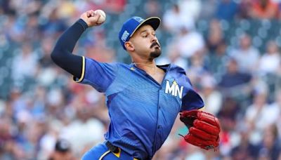 Brewers top Twins with 5-run 12th inning
