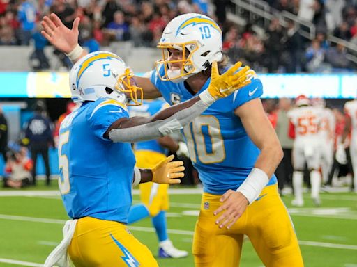 Chargers offensive depth chart projection ahead of training camp