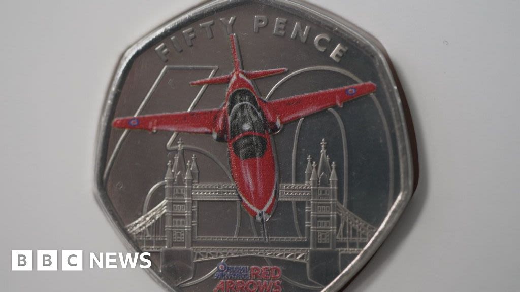 Ipswich artist's Red Arrows coins approved by King