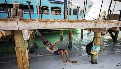 La vida sin playa de un barrio obrero de Cancún