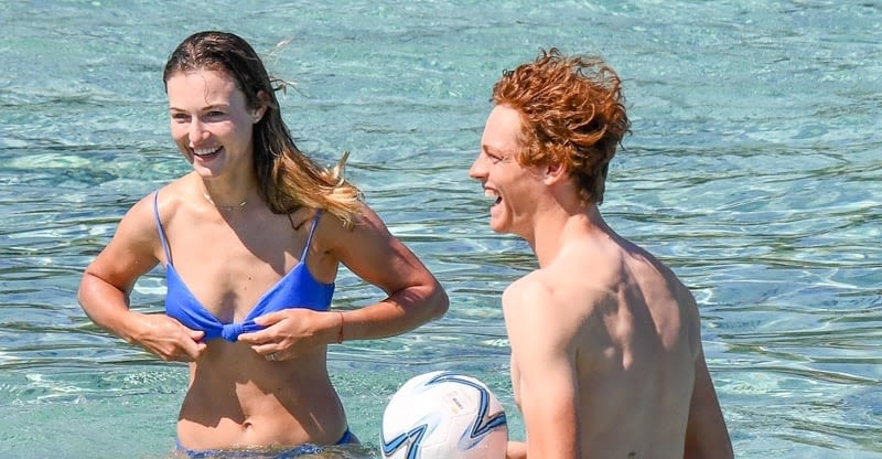 Tennis Couple Jannik Sinner & Anna Kalinskaya Enjoy a Beach Day in Italy – New Photos!