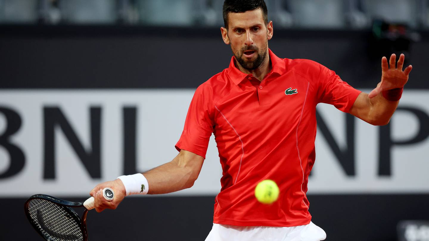 Novak Djokovic hit in head by water bottle, needed medical attention after opening win at Italian Open