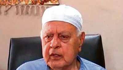 Only handful of people don’t want peace, says Farooq Abdullah