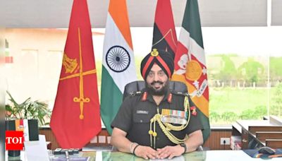 Lt Gen Manjinder Singh takes over reins of South Western Command | Chennai News - Times of India