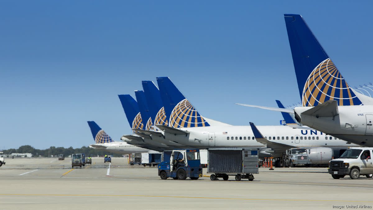 United Airlines adding hundreds of jobs in Denver as hiring plans slow - Denver Business Journal