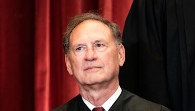 Supreme Court Justice Alito doesn’t need to trade stock in the first place
