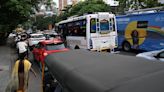 Indira Nagar-L.B. Road junction gets choked with vehicles