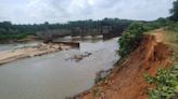 Un-removed barricade, illegal sand mining pose threat to banks of Rongai River in Chibinang - The Shillong Times