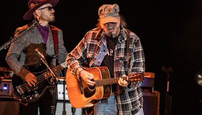 Neil Young and Crazy Horse show in Chicago postponed due to illness