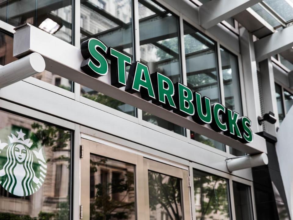 Starbucks Adding 4,000 AI-Enabled Coffee Machines 02/03/2020