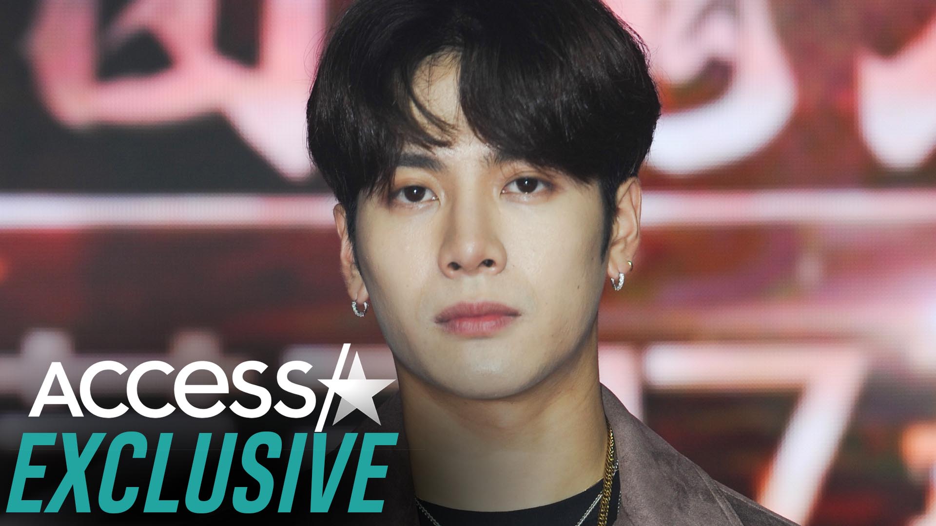 GOT7's Jackson Wang gives alarming message after falling into