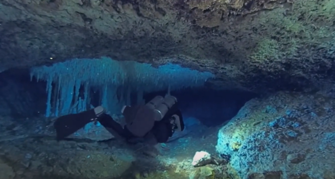 Scientists Uncover 10000 Year Old Ocher Mines Preserved In Underwater Mexican Caves 7200