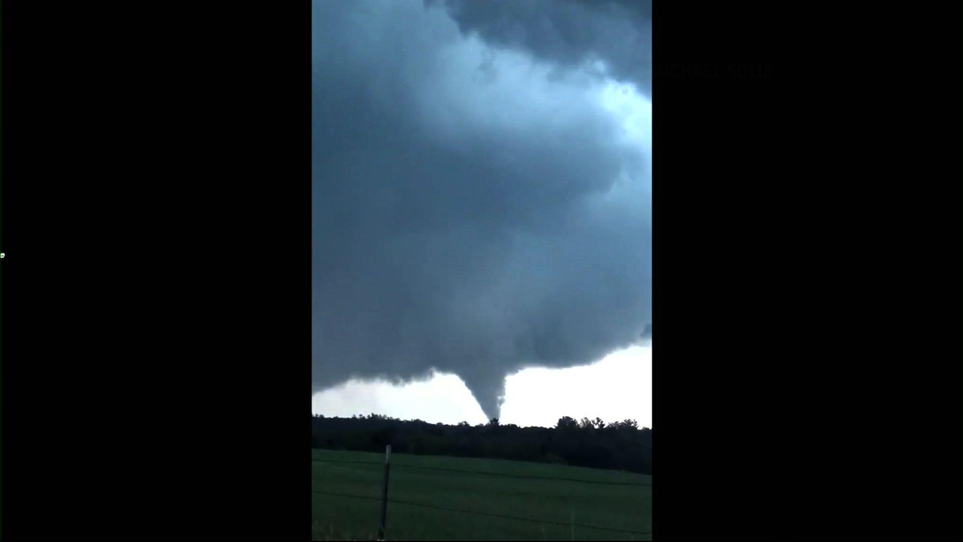 Video shows Minnesota tornado, damage