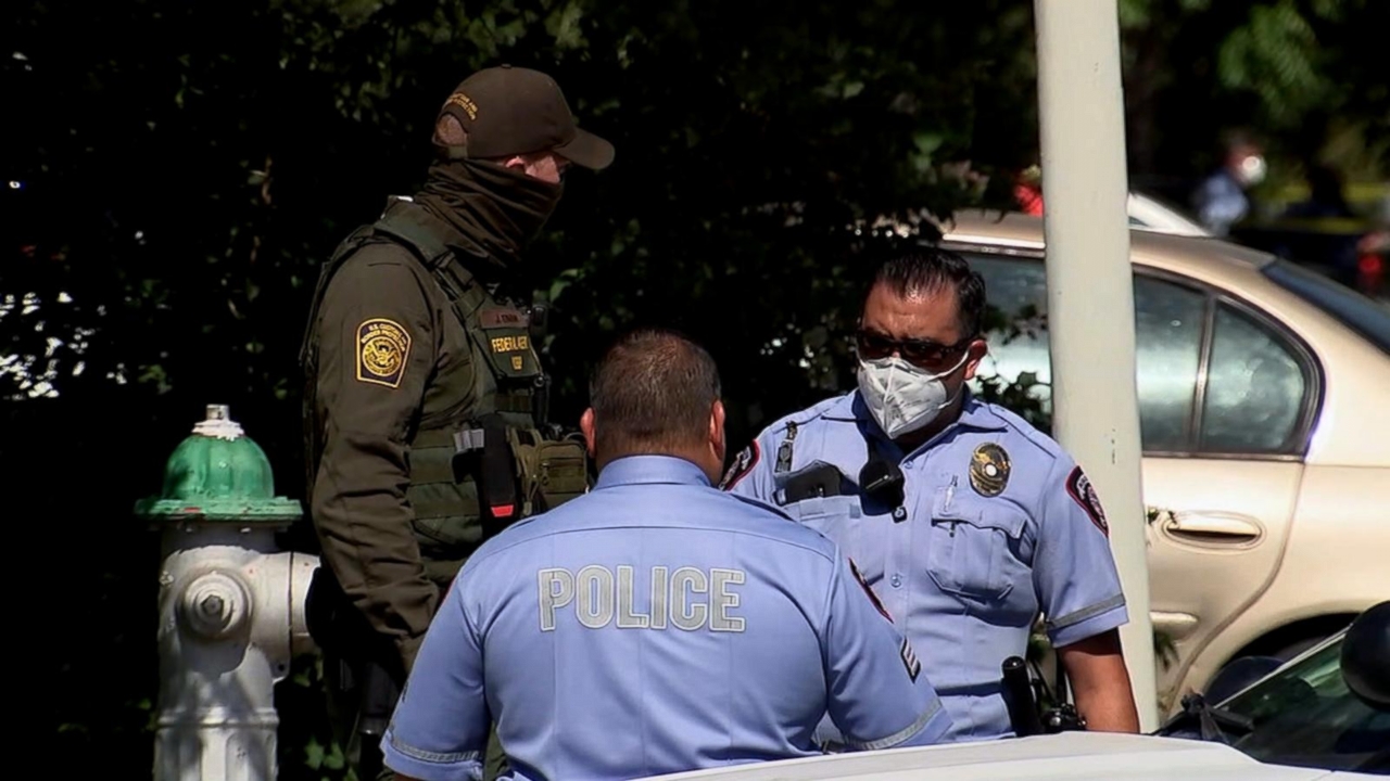 police ambushed in texas