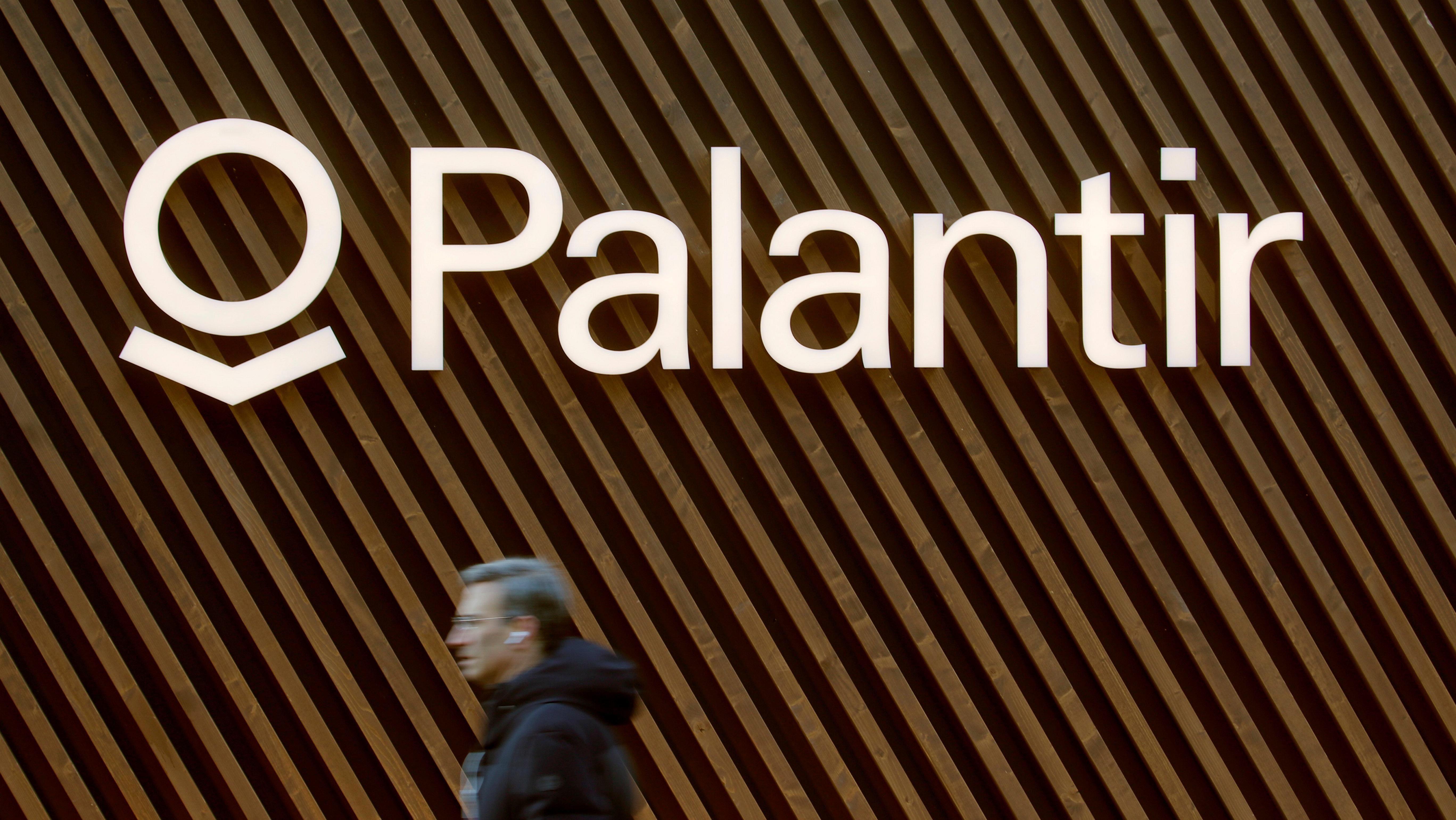 Silicon Valley's Palantir Name Was Inspired by 'Lord of the Rings