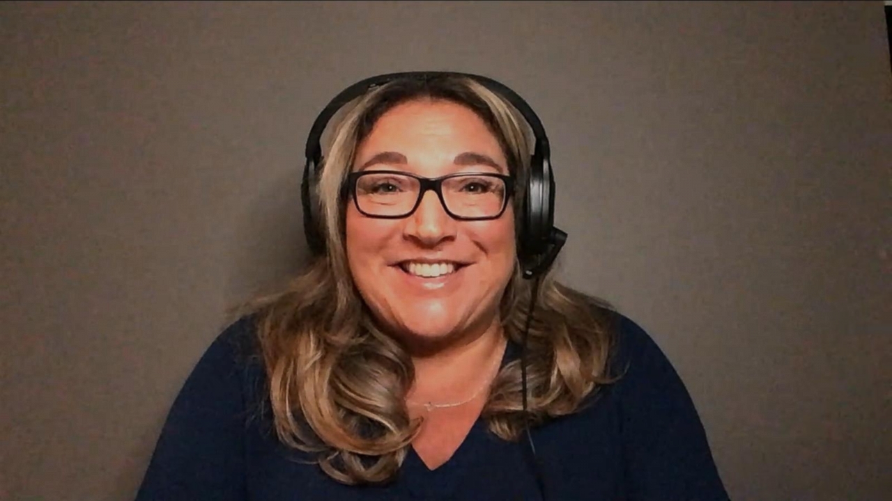 'Supernanny' Jo Frost helps parents during pandemic