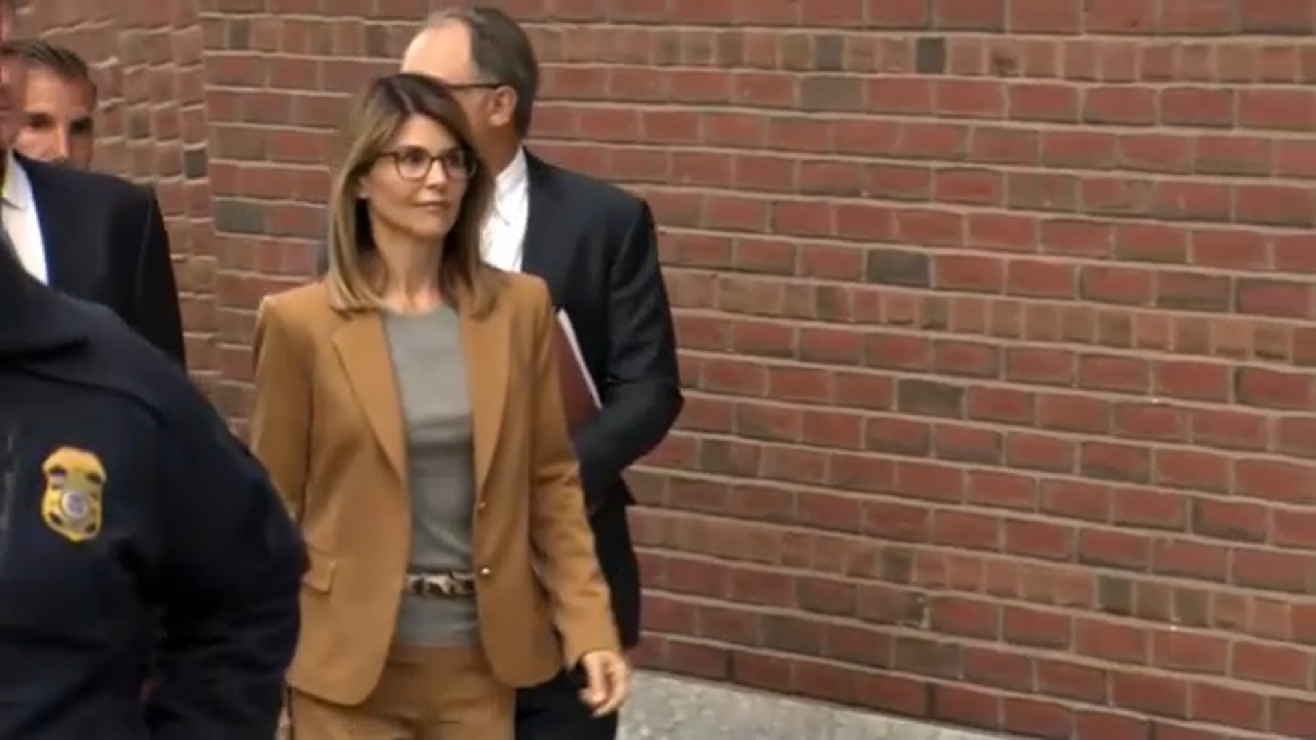 Lori Loughlin To Serve Prison Sentence In Victorville