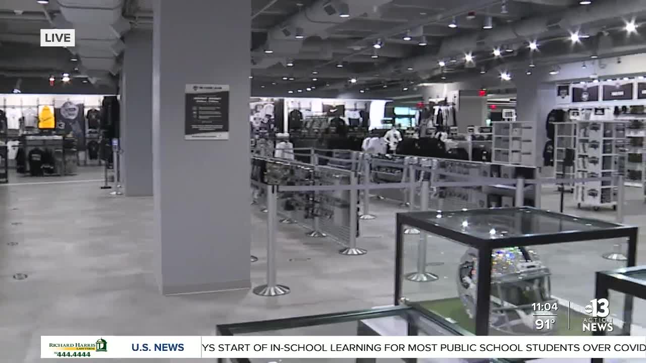 A look inside the new Raiders Image store 