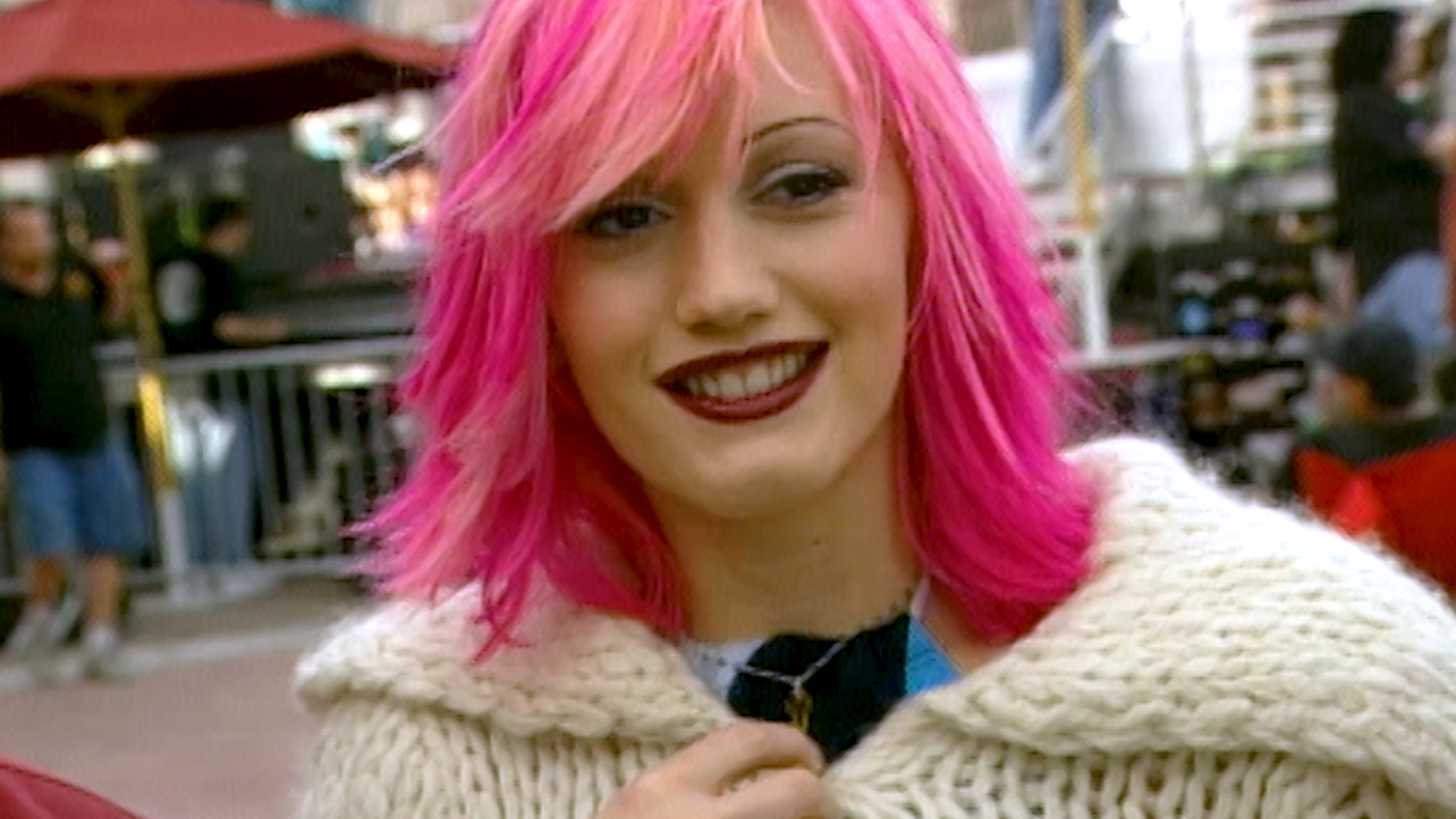 gwen stefani no doubt pink hair