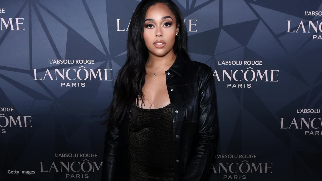 This Natural Glow': Jordyn Woods' Makeup-Free Look Causes a Commotion on  Social Media