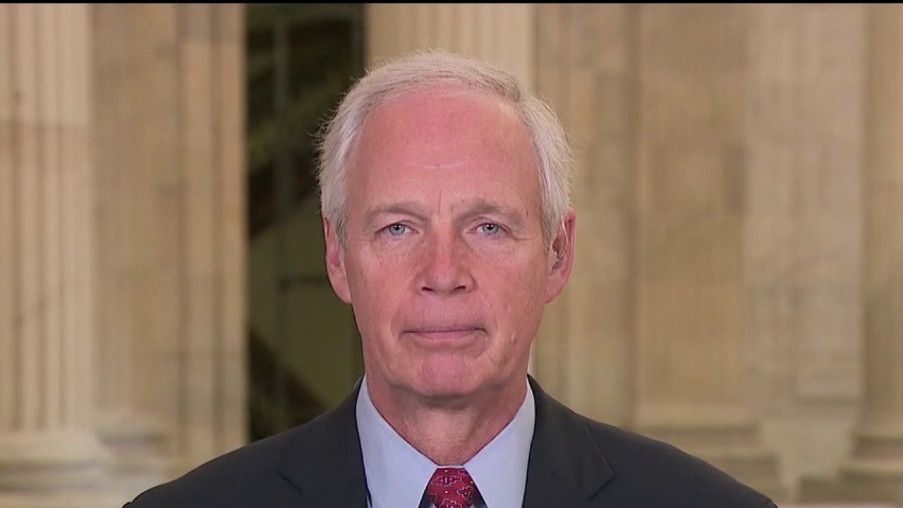 Sen. Ron Johnson blocks Hawley proposal for 00 stimulus checks