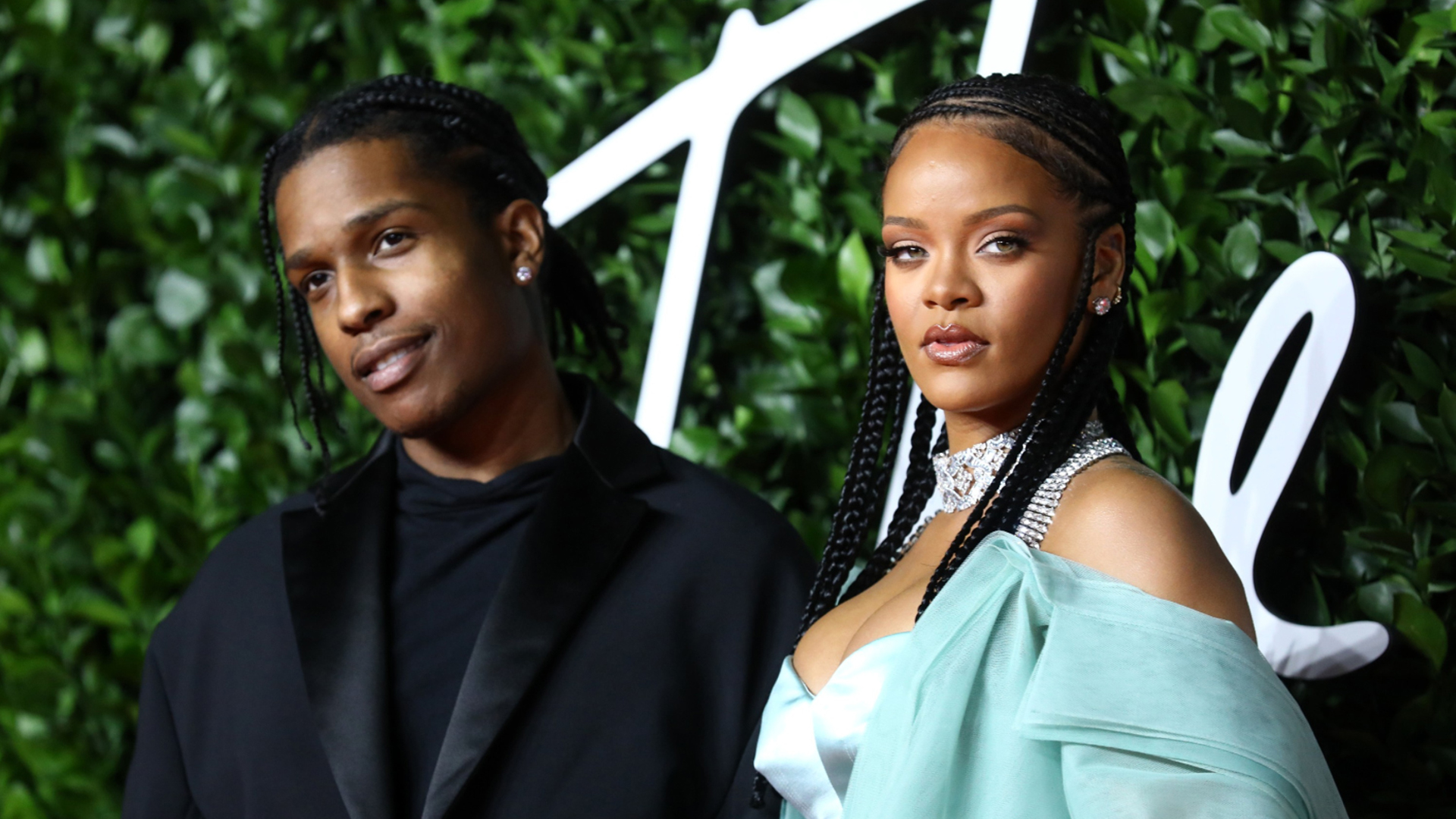 Here S What Happened When Rihanna Brought A Ap Rocky To Drake S Party