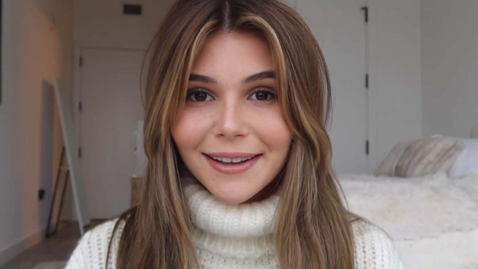 Olivia Jade Returns To Youtube After Lori Loughlins Prison Sentence