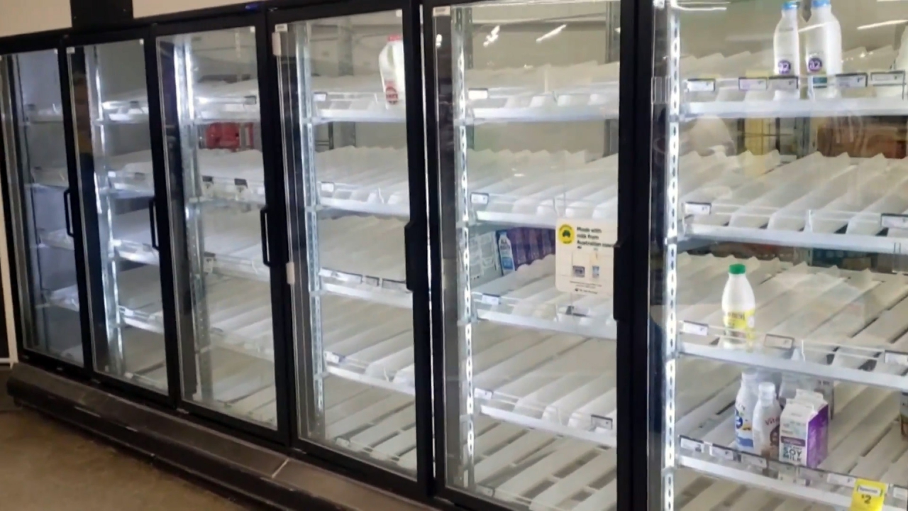 Результат пошуку зображень за запитом empty shelves in the Netherlands due to snow and frost