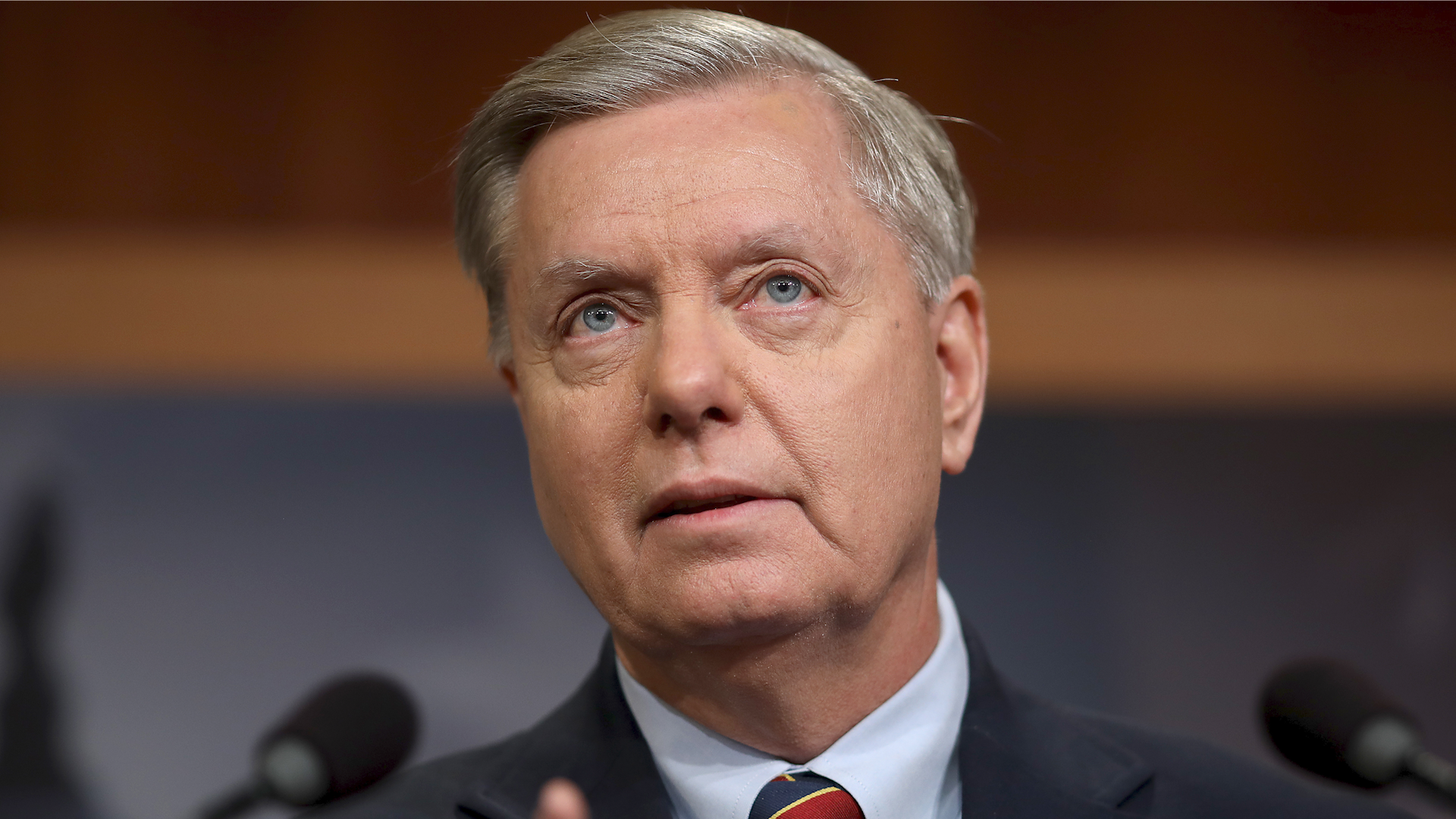 Lindsey Graham warns Democrats will ‘open up Pandora's box’ if witnesses called at impeachment trial