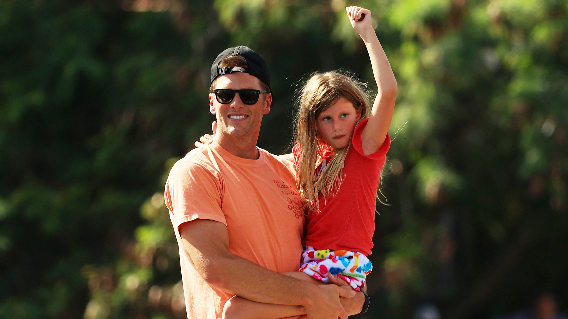 Tom Brady is enjoying latest Super Bowl during Bucs boat parade