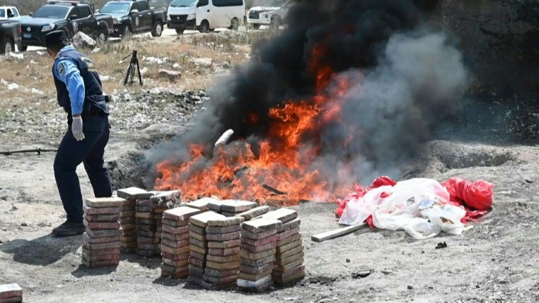 Cocaine seized from incinerated cartel in Honduras