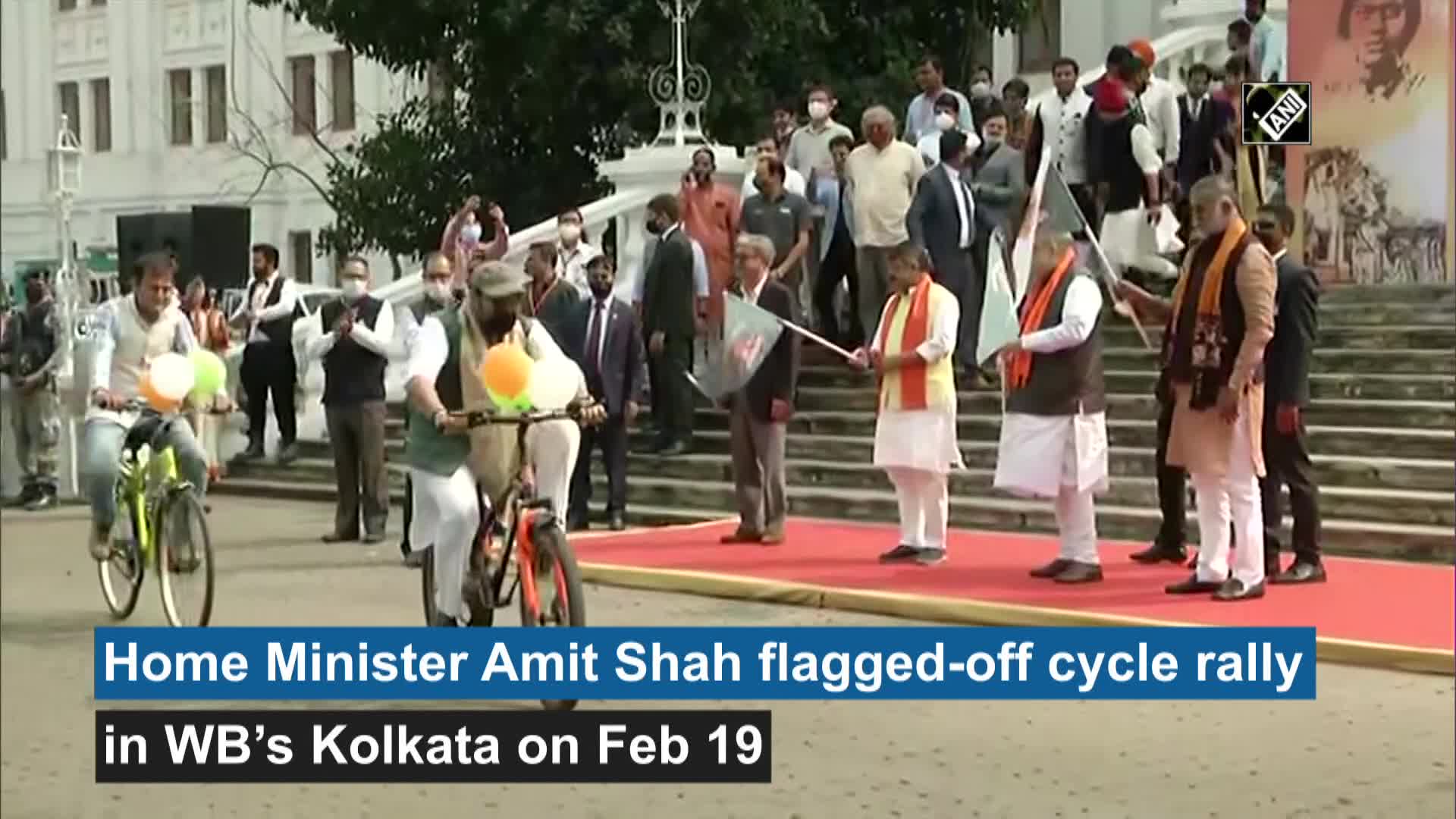 Amit Shah flags-off cycle rally in Kolkata