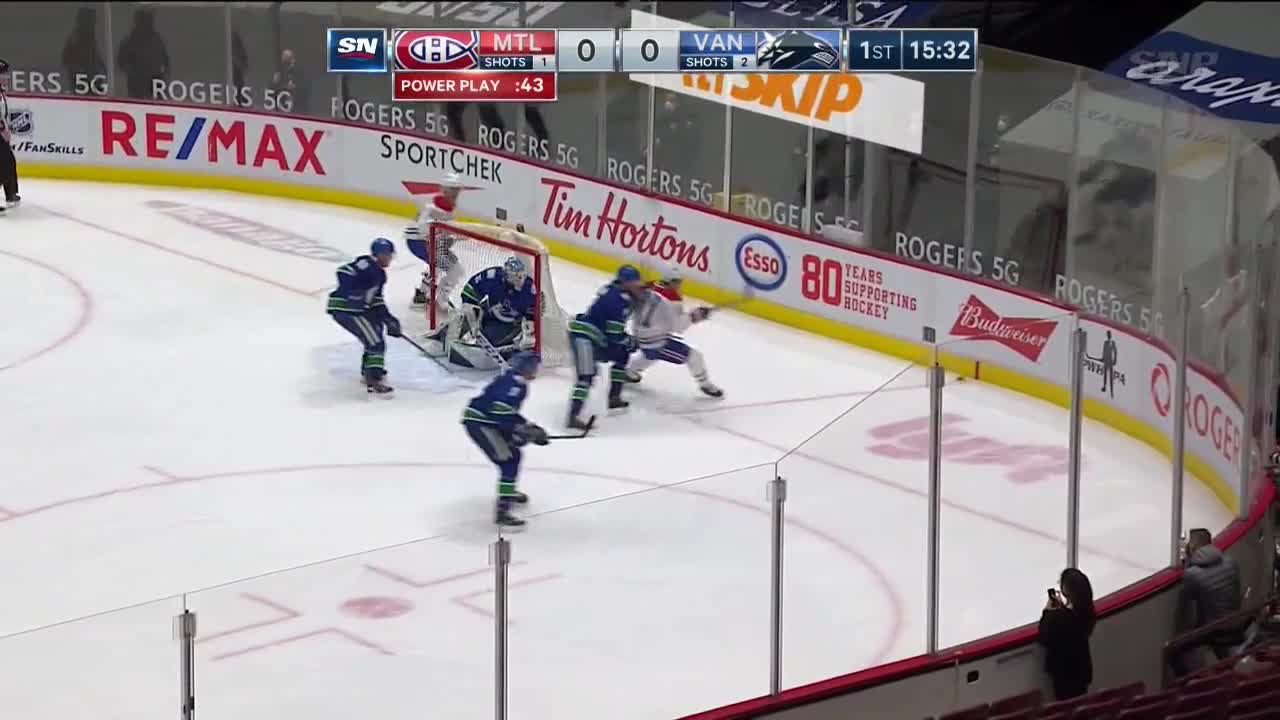 spektakularny gol Vancouver Canucks przeciwko Montreal Canadiens