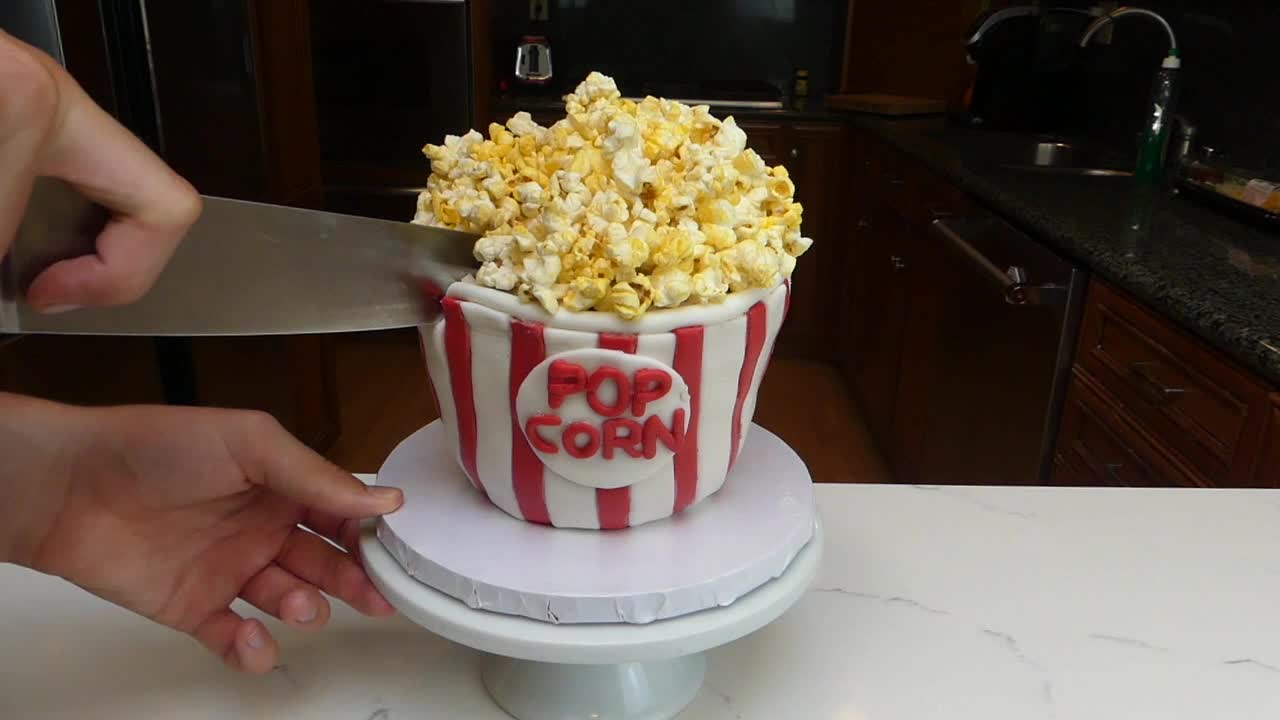 Popcorn Cake | Recipe | Popcorn cake, Food, Delicious desserts