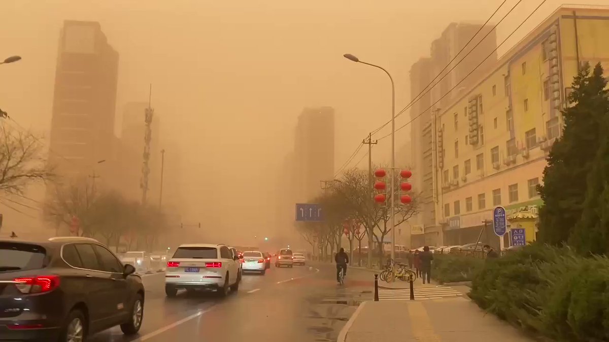 Thick Dust Storm in Beijing Turns Skies Orange