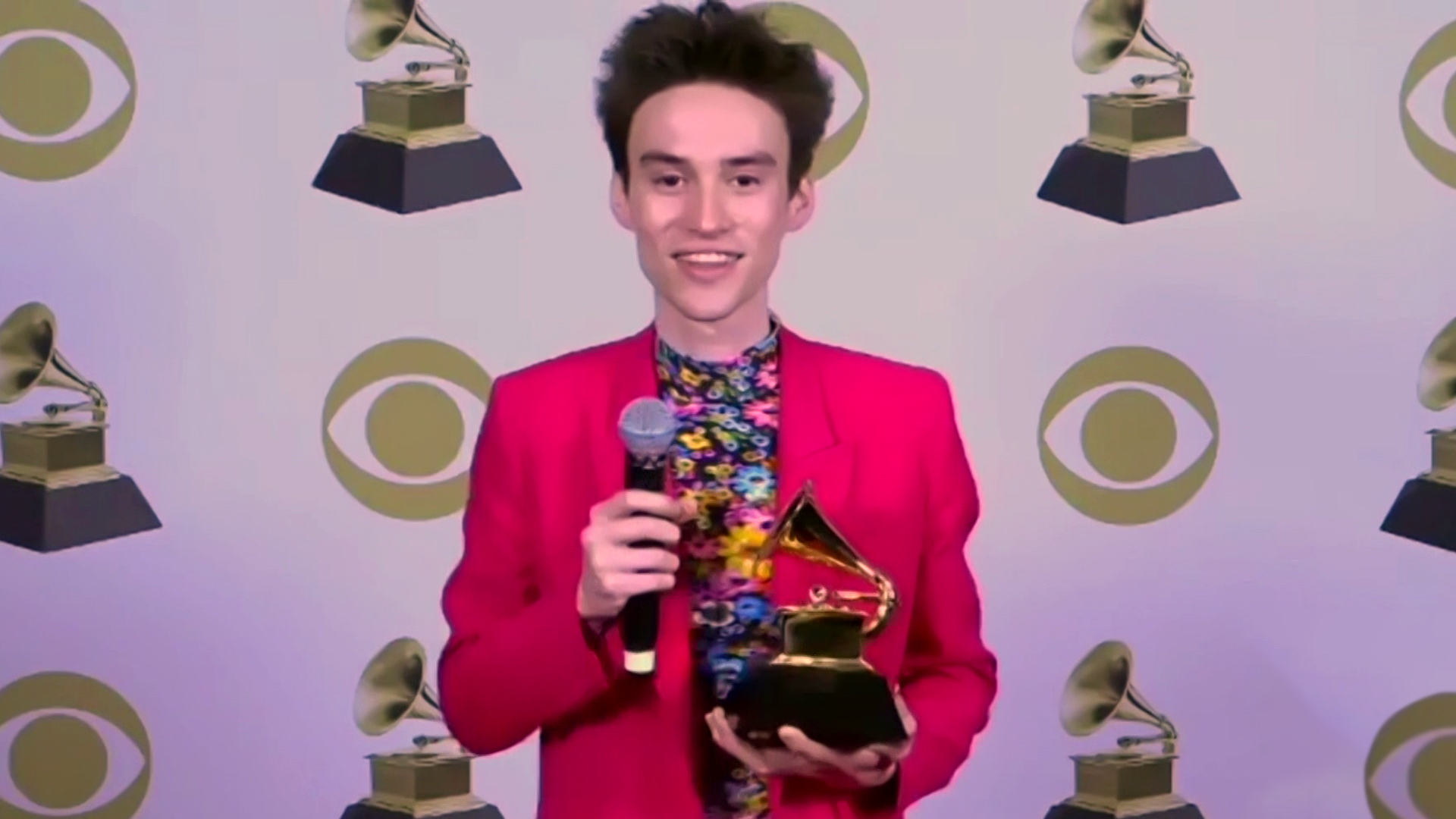 Jacob Collier Moon River из архива, распечатайте HD фотографии бесплатно