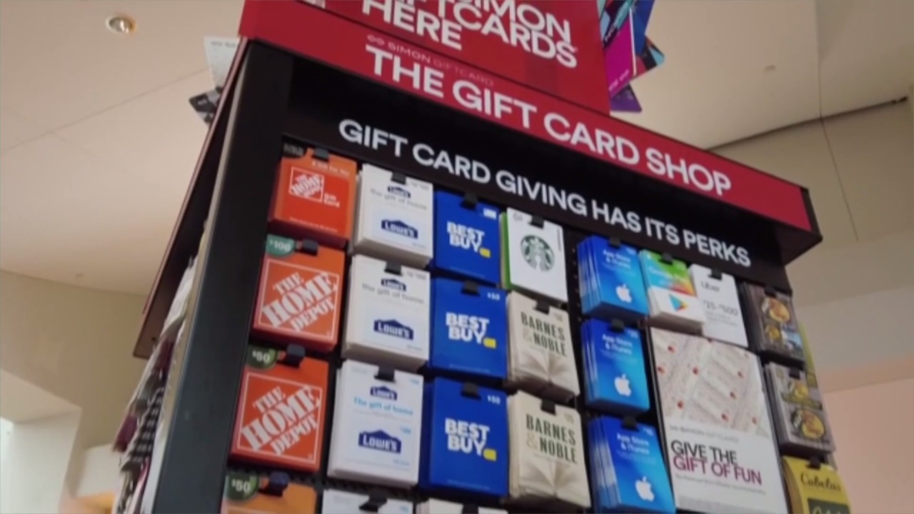 The gift card hack that helps me save 4% at the supermarket