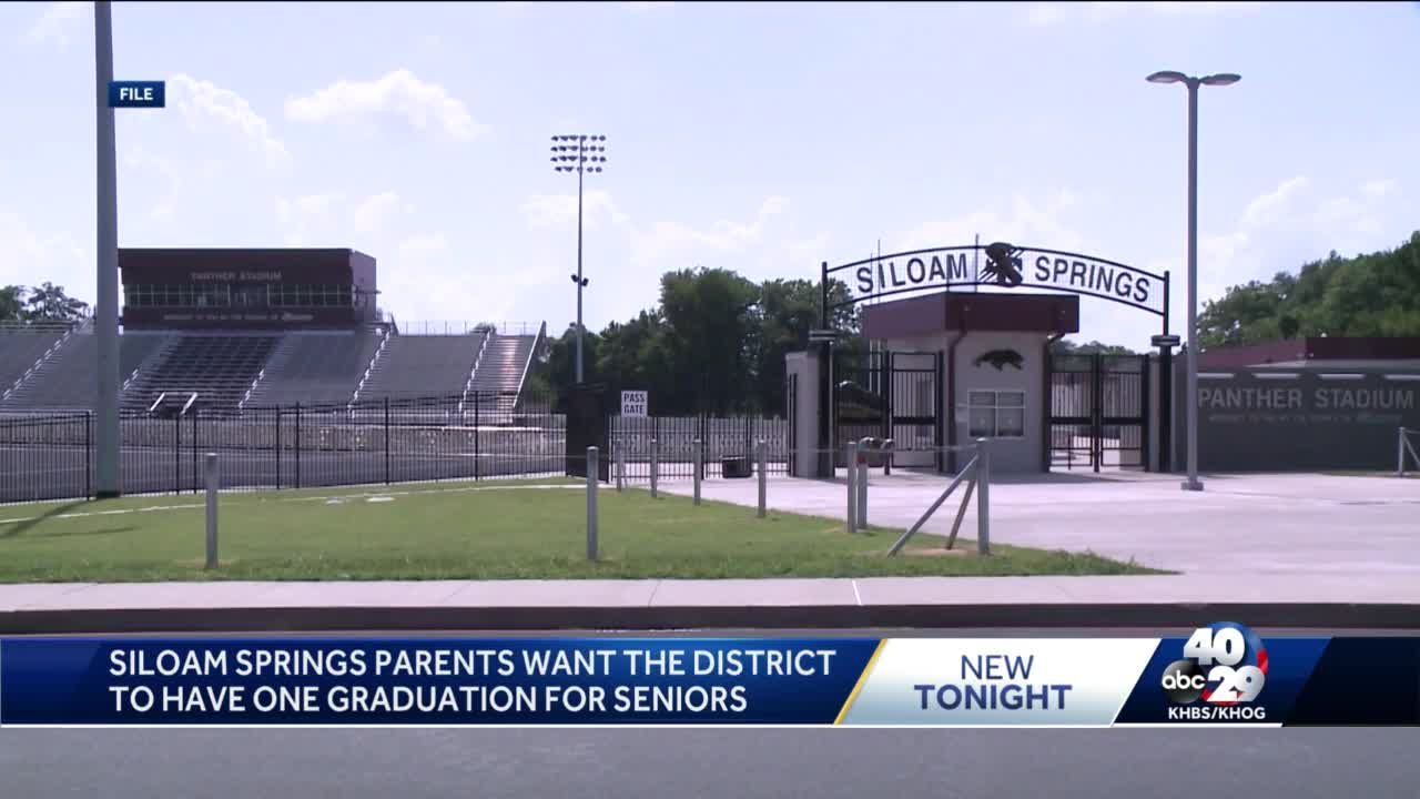 Some Siloam Springs Parents Want Graduation Plans To Change