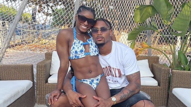 Simone Biles shows off abs in new Instagram post with boyfriend