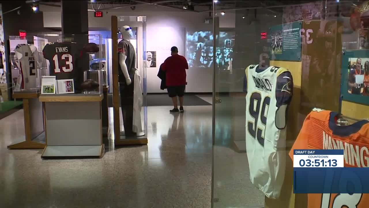 hall of fame nfl store